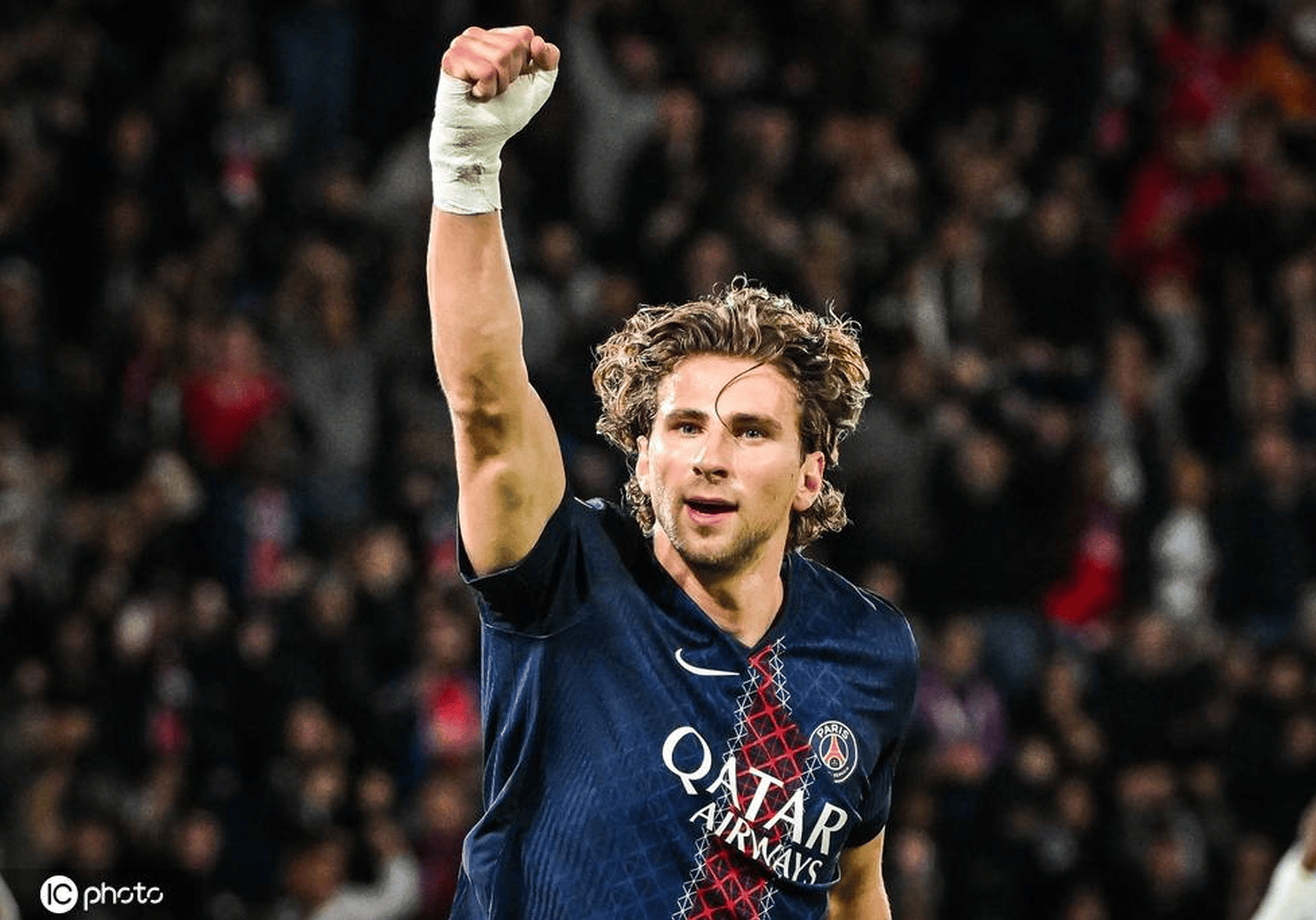 kaiyunapp-包含今夜巴黎圣日耳曼防线松动——西甲节点到来，底气十足，年轻球员得到机会的词条