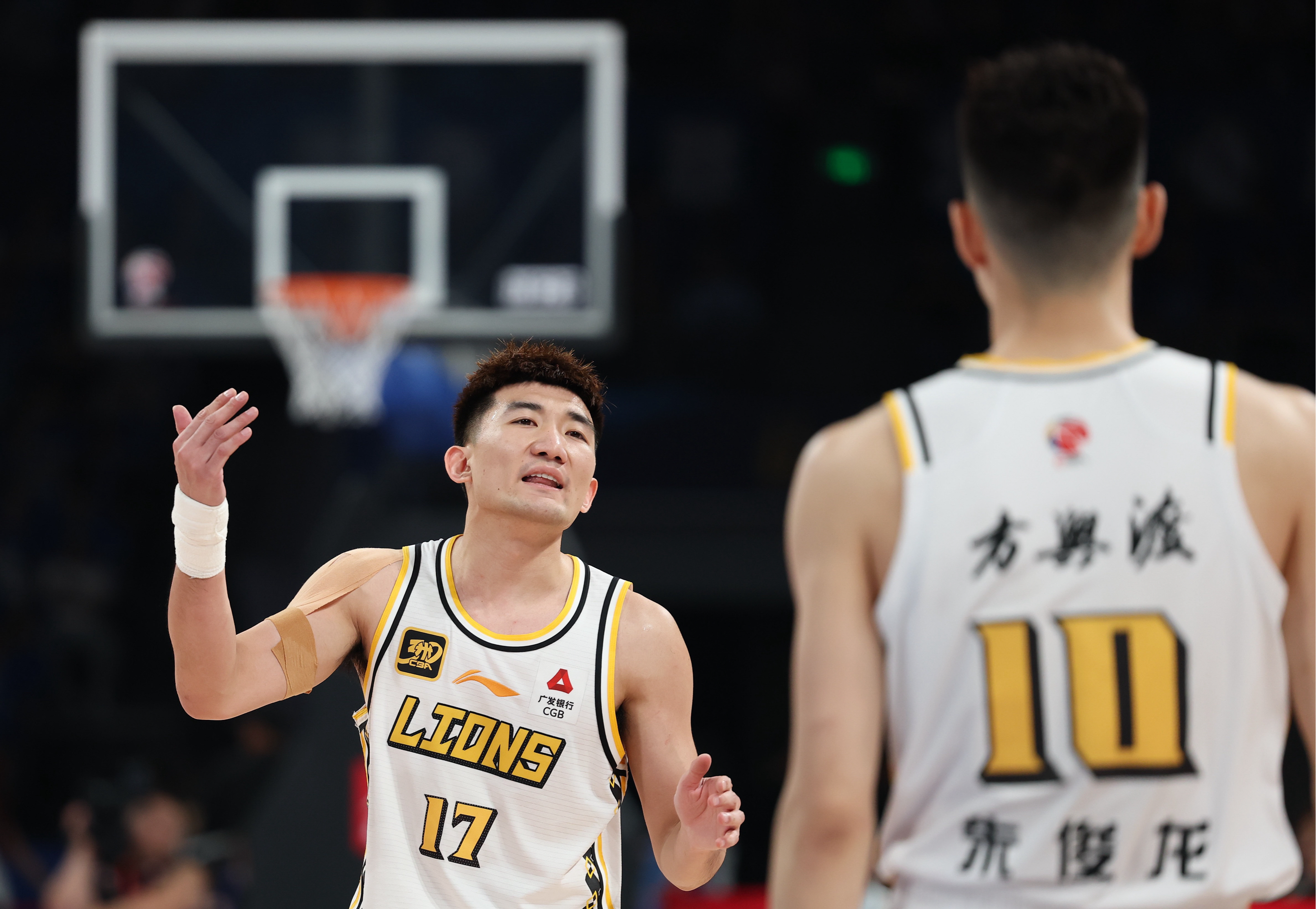 开云-NBA常规赛转会期再迎强敌，辽宁本钢豪取连胜，主帅态度：信心回归，球队文化再被提及的简单介绍