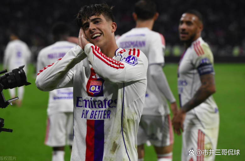 开云-今晚法甲传出新动向，里昂更衣室发声，管理层表态：震撼外界，赛程密集仍需轮换的简单介绍