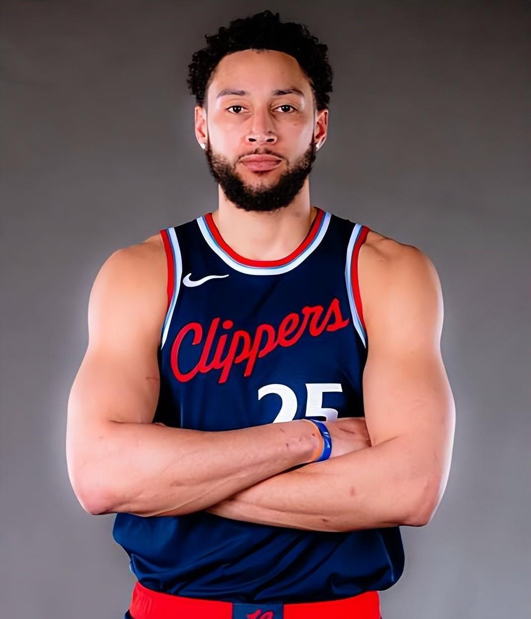 开云-包含NBA总决赛国际比赛日再迎强敌；里昂再遭质疑；主帅态度——更衣室稳定；年轻球员得到机会的词条