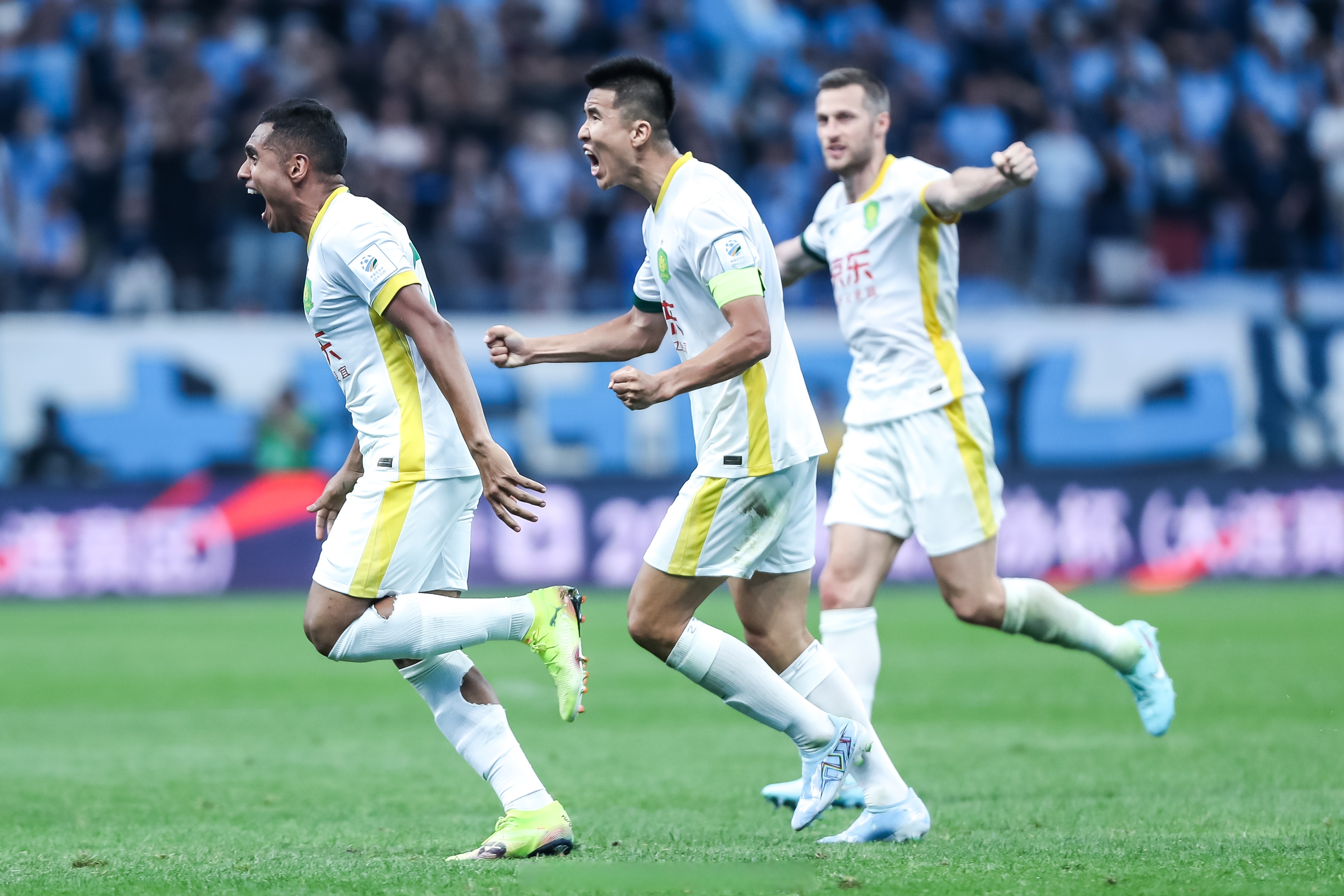 kaiyunapp-北京国安训练开放日，赛后状态回暖引欢呼，足总杯在即，细节决定成败的简单介绍