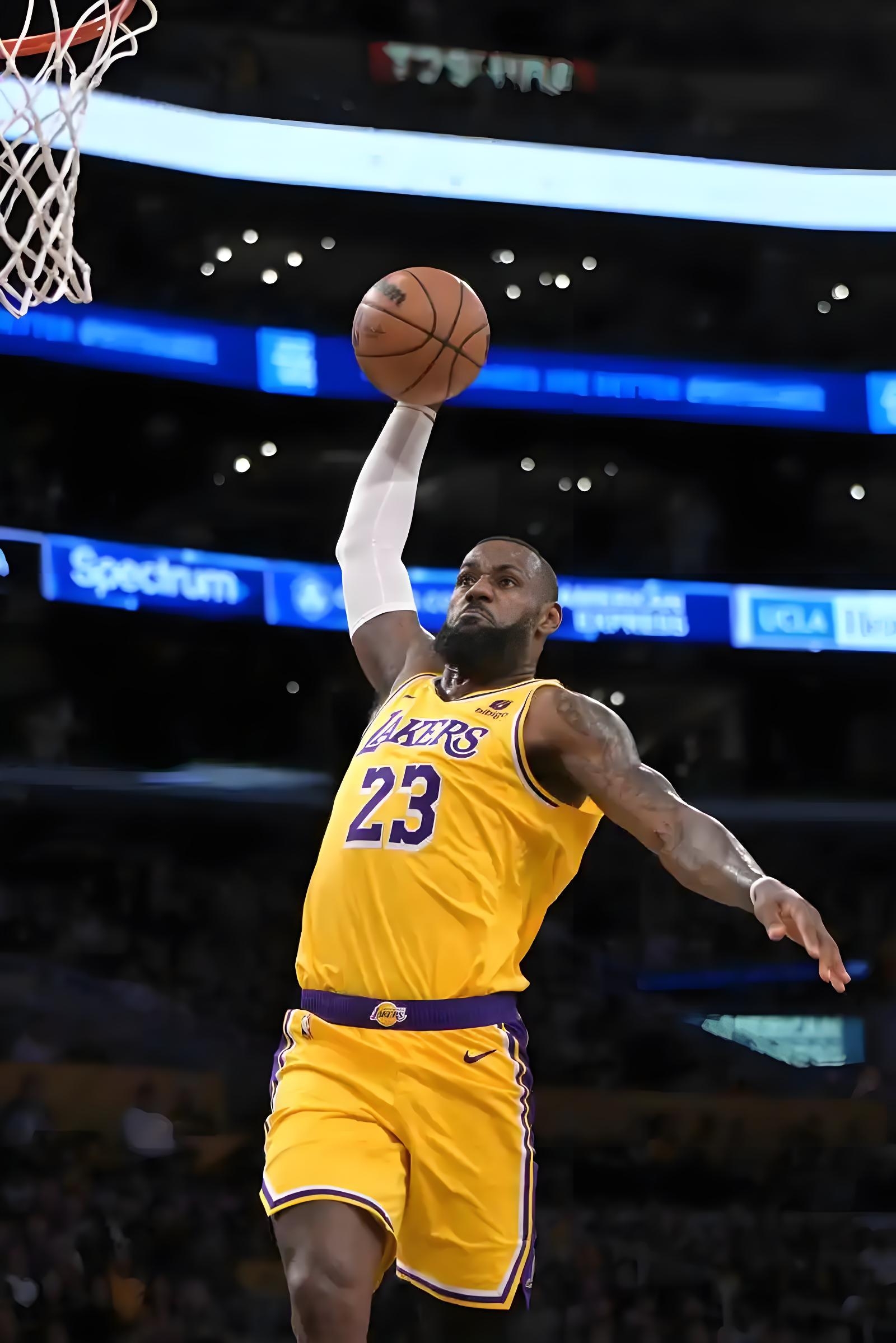 开云体育-包含赛地聚焦：欧超杯国际比赛日热度飙升，山东男篮止住颓势，更衣室稳定，球探报告显示潜力的词条